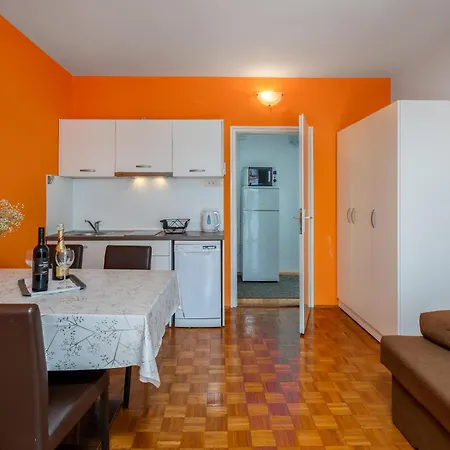 Stunning In With Wifi Crikvenica